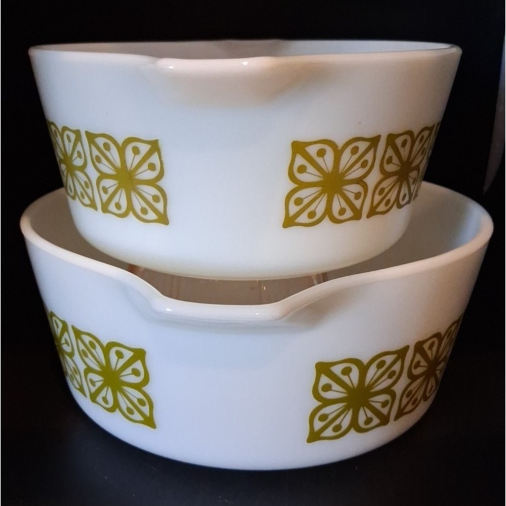 Pyrex 474B & 475B Verde Green Square Flowers Casserole Bowl Set 2 - Picture 4 of 9